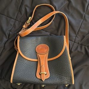 Rare Style Vintage Dooney & Bourke bag